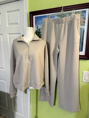 Beige Women's Pull-On Wide-Leg Pants and Matching Sweatshirt